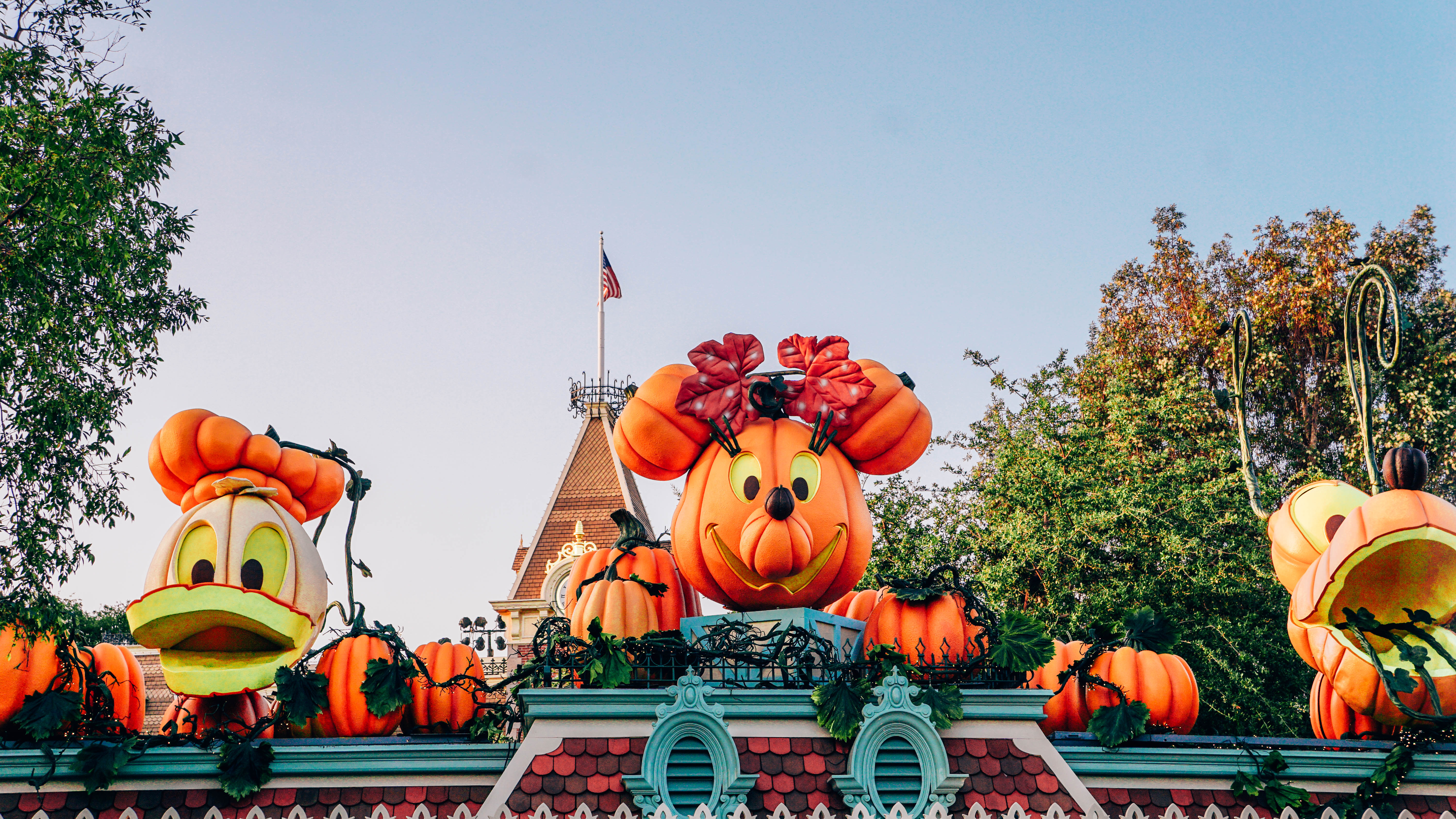 Top 10 Reasons To Go To Mickey S Halloween Party Globetrotting