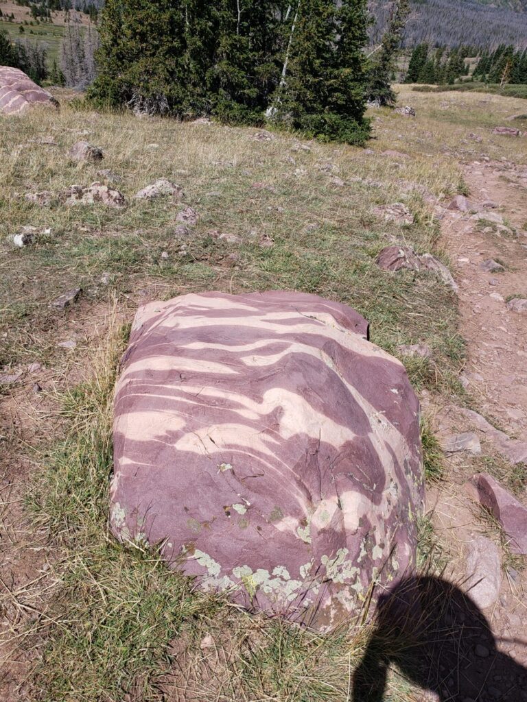 Crazy striped rock on the trail to Kings Peak