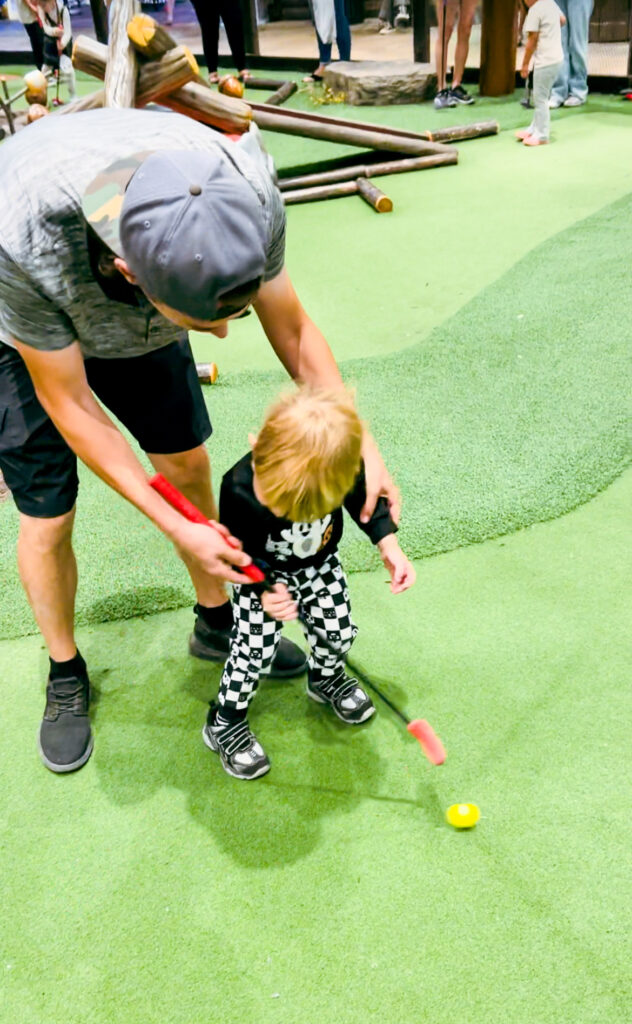 Mini Golfing at Great Wolf Lodge 