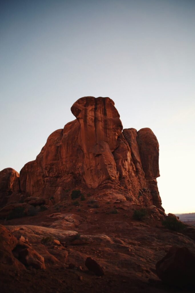 Rock formation at Sunset Point hike