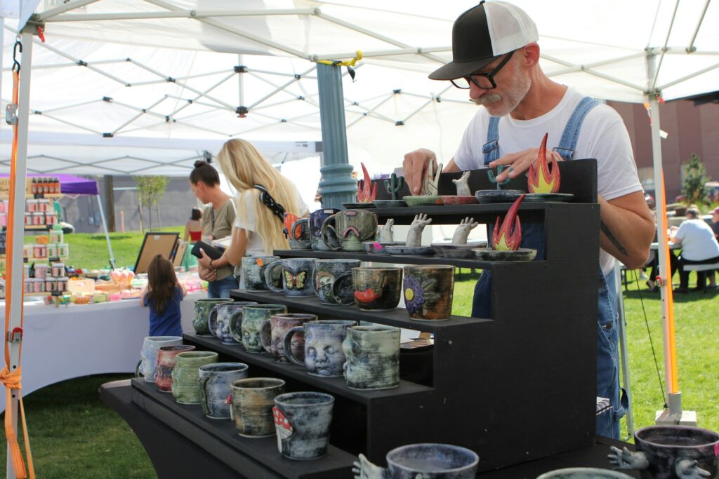 Kanab Street vendor