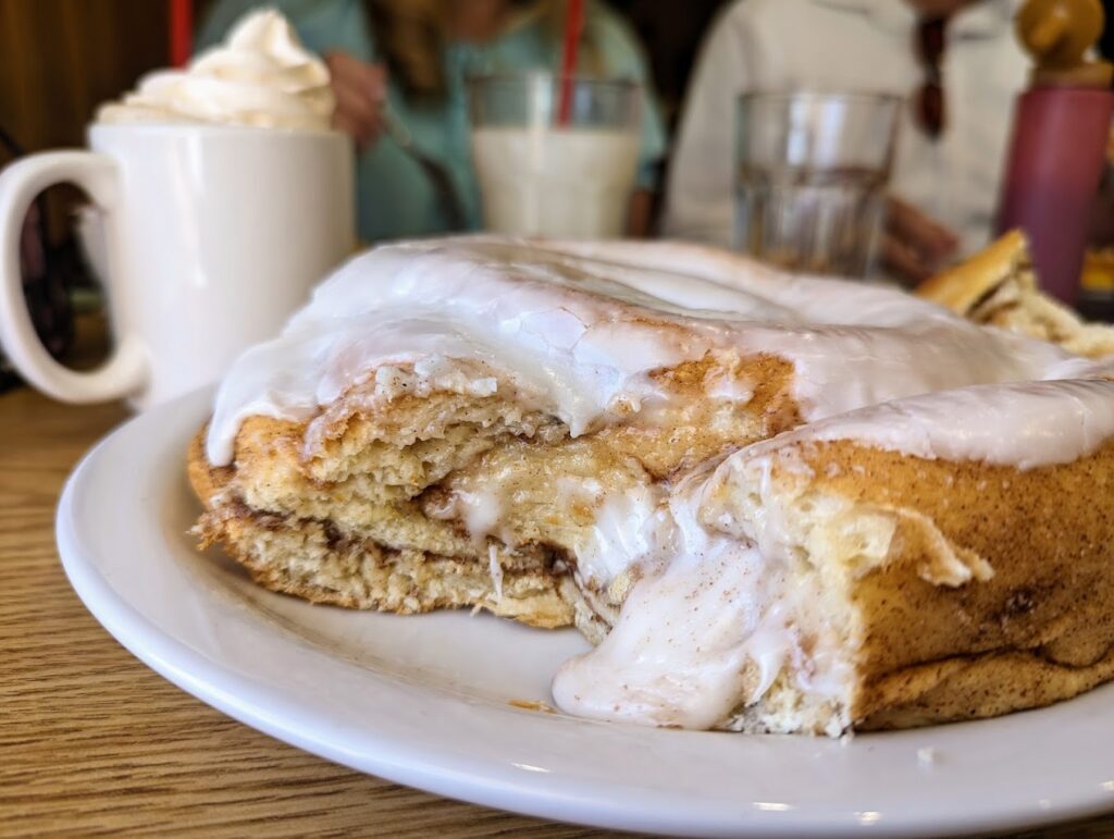 Sweet roll at Bishops grill