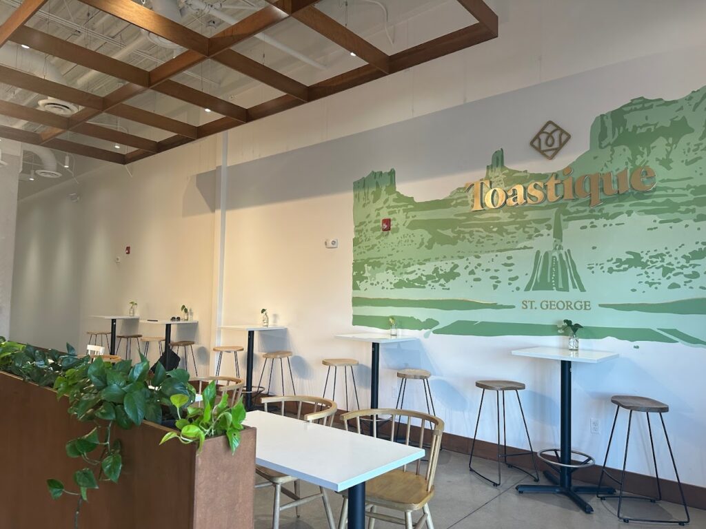 Toastique st george interior