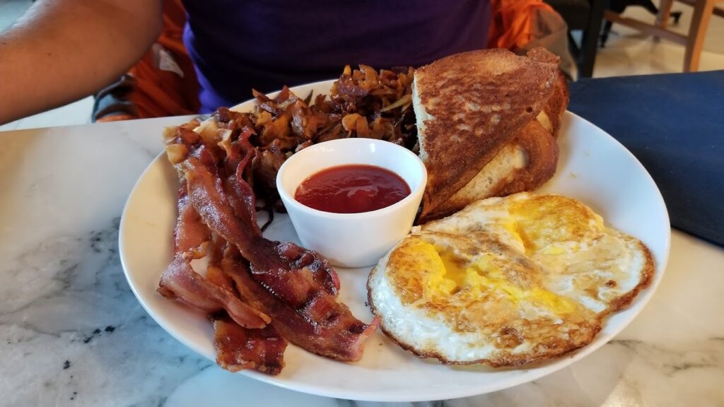 Plate of breakfast from Wood ash Rye